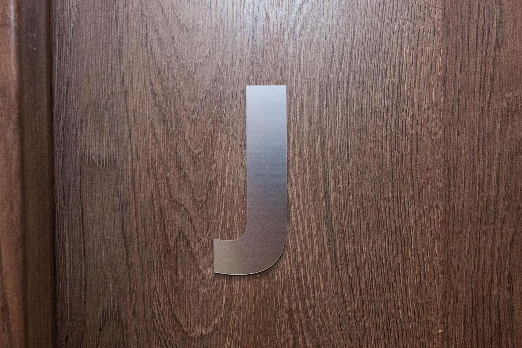 Elegant Apartment *